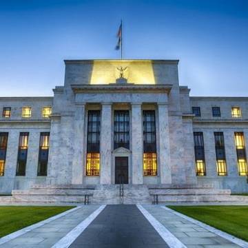 TS Hồ Quốc Tuấn: Thấy gì từ việc Fed tăng lãi suất cao nhất 22 năm?