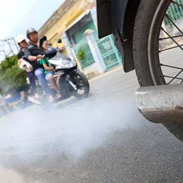Kỹ sư Lê Văn Tạch: Không quá cần thiết phải kiểm soát khí thải xe máy