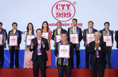 Chấn Thuận Thành vinh dự đón nhận danh hiệu HVNCLC năm 2023